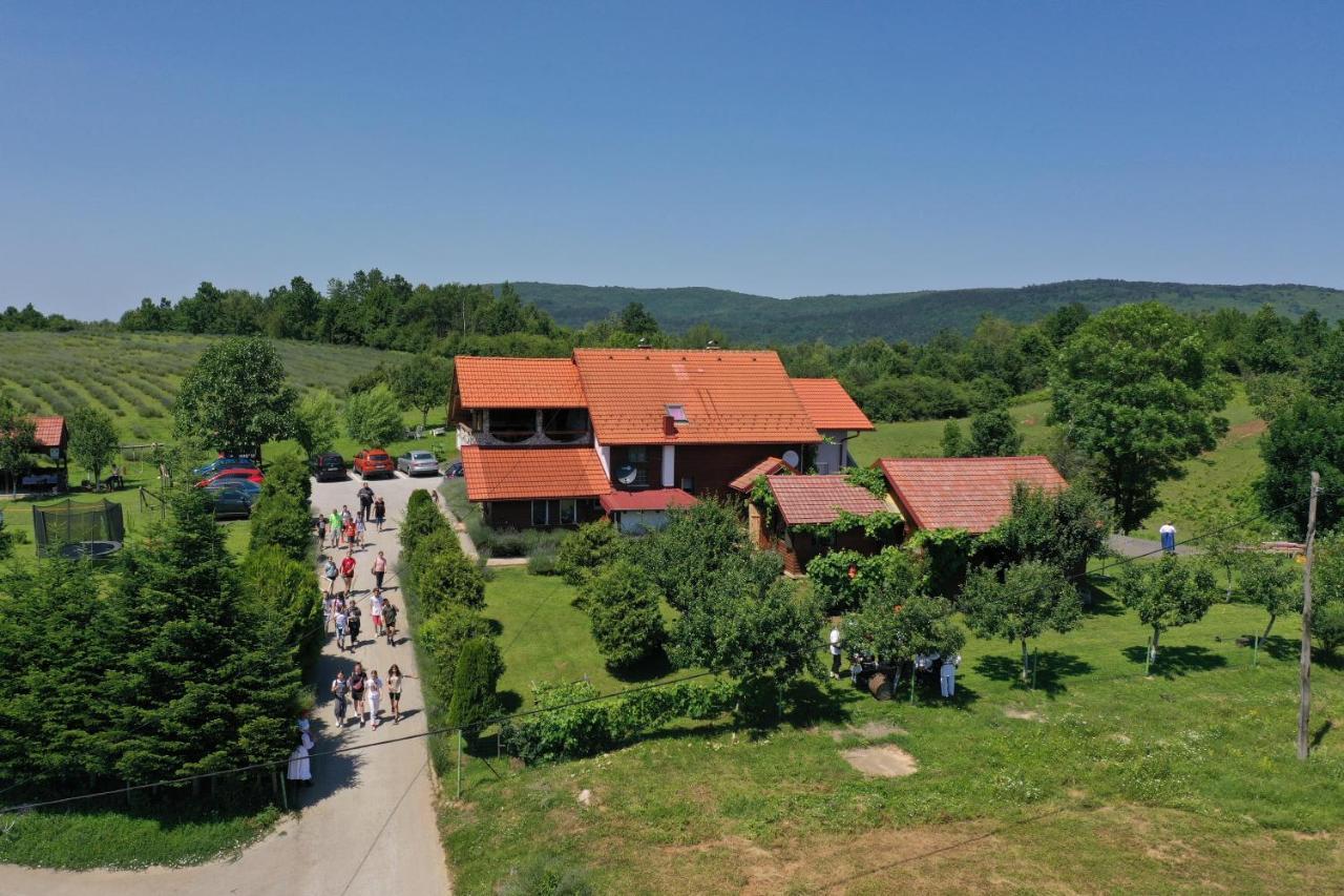 Lavanda Farm Apartmani Раковица Экстерьер фото