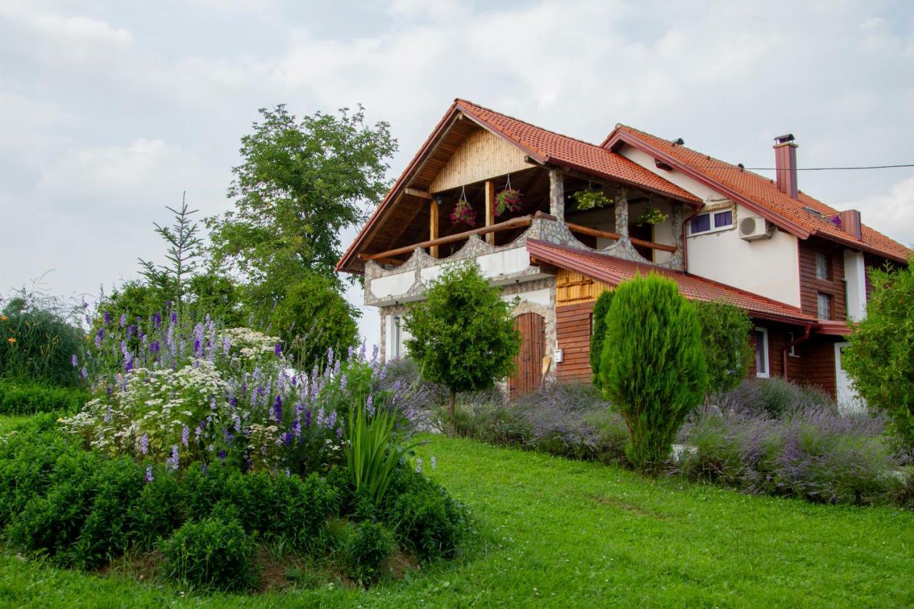 Lavanda Farm Apartmani Раковица Экстерьер фото